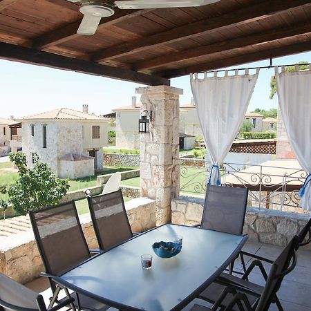 Helen'S Stone House Apartment Siviri Exterior foto